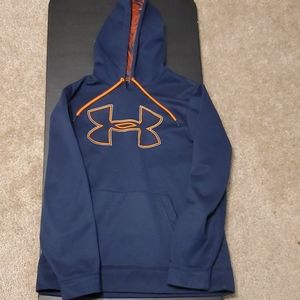 Dark blue sweatshirt